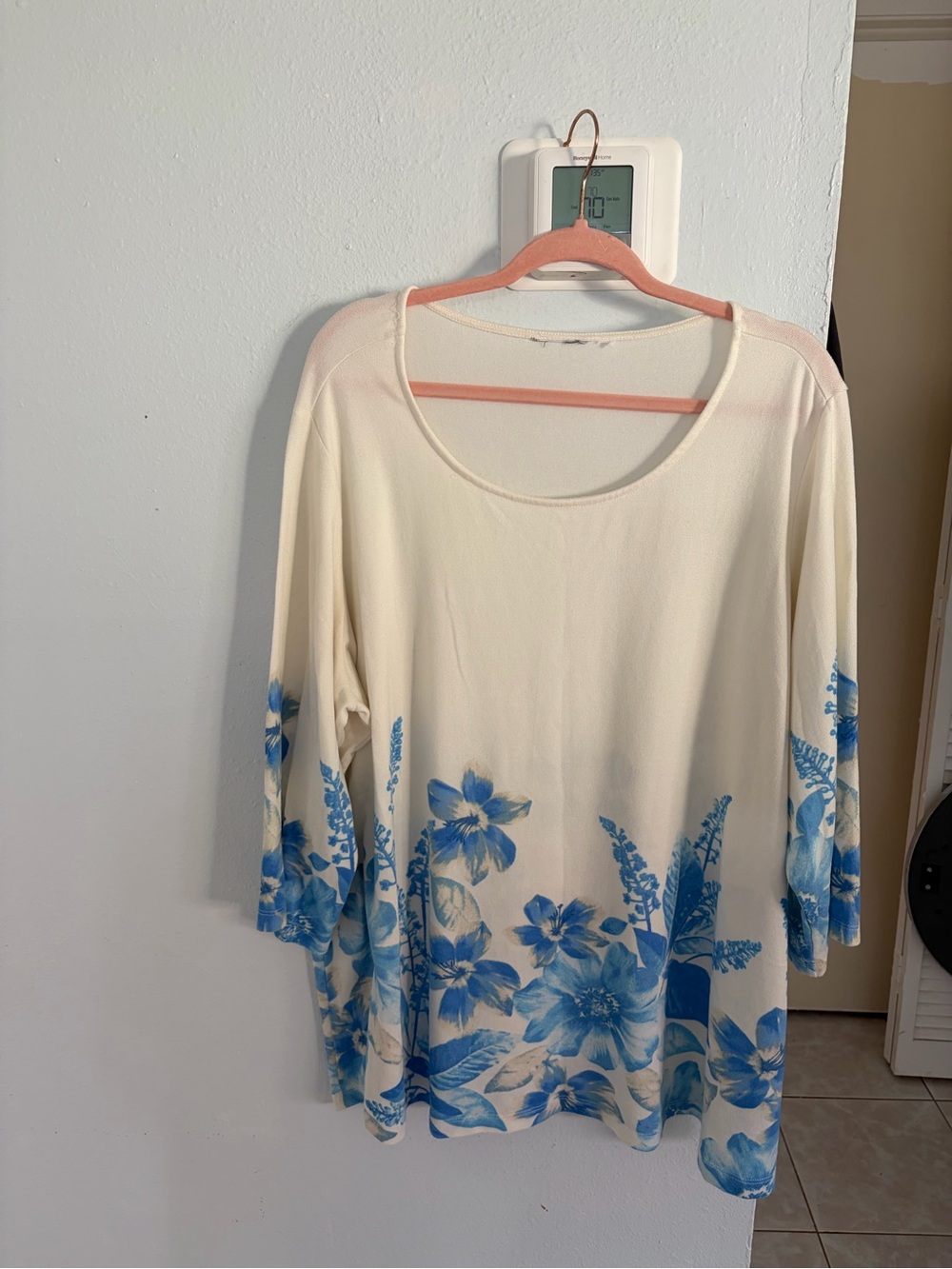 QVC Women's 3X Cream Floral Scoop Neck Top with Blue Print
